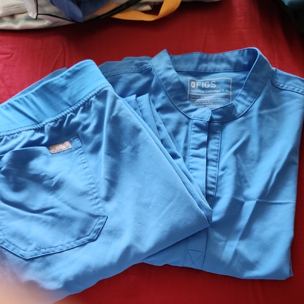 Figs Vibrant Blue Medical Scrub Set